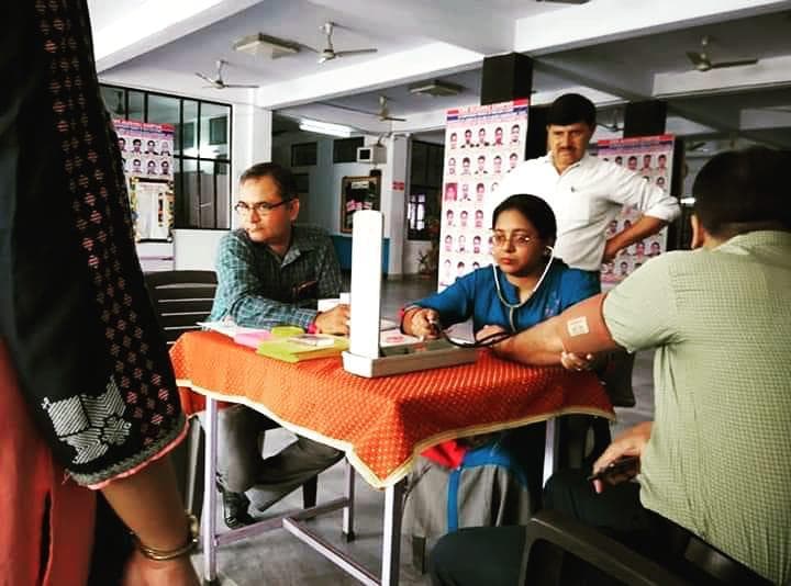 free medical camp organised by diva health care with city montessori school CMS